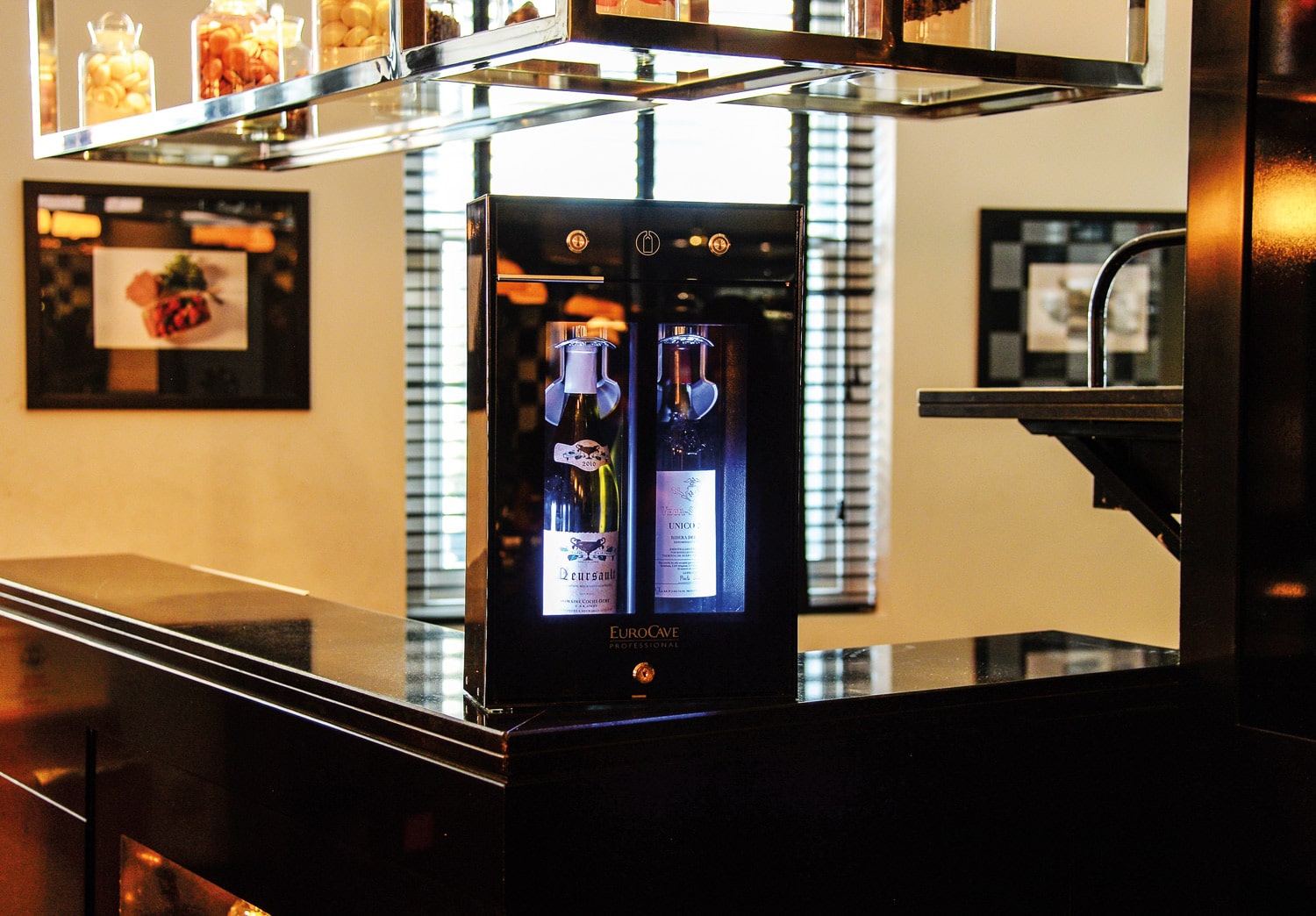 Wine Bar 2.0 wijnserveersysteem in Atelier Joel Robuchon, Londen