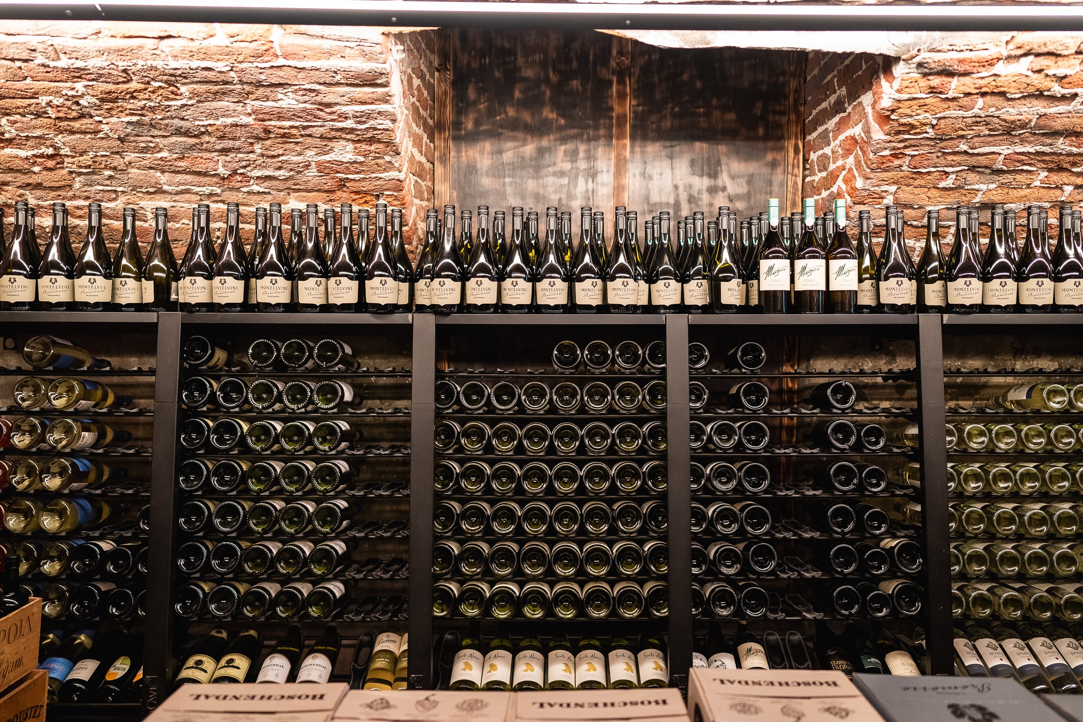 Modulosteel wijnrekken, Restaurant Diverso